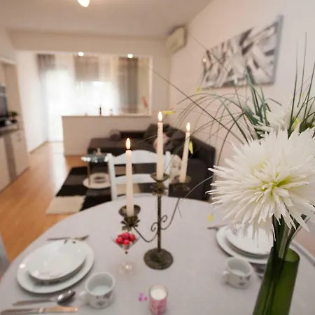 Maroma Apartment Split